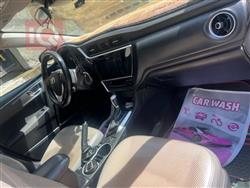 تۆیۆتا کۆرۆلا